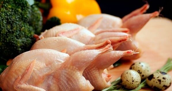 Uova di gallina e quaglia per potenza